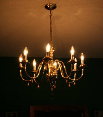        Are you brave enough to explore 19th century mansion at the witching hour?